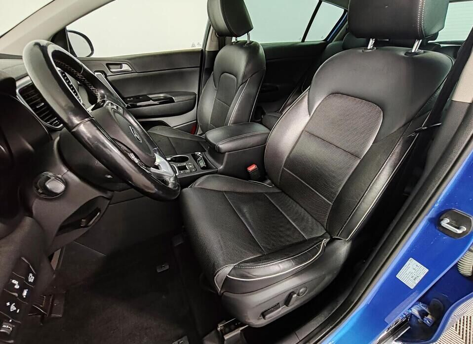 Kia Sportage, IV Рестайлинг 2.0d AT (185 л.с.) 4WD