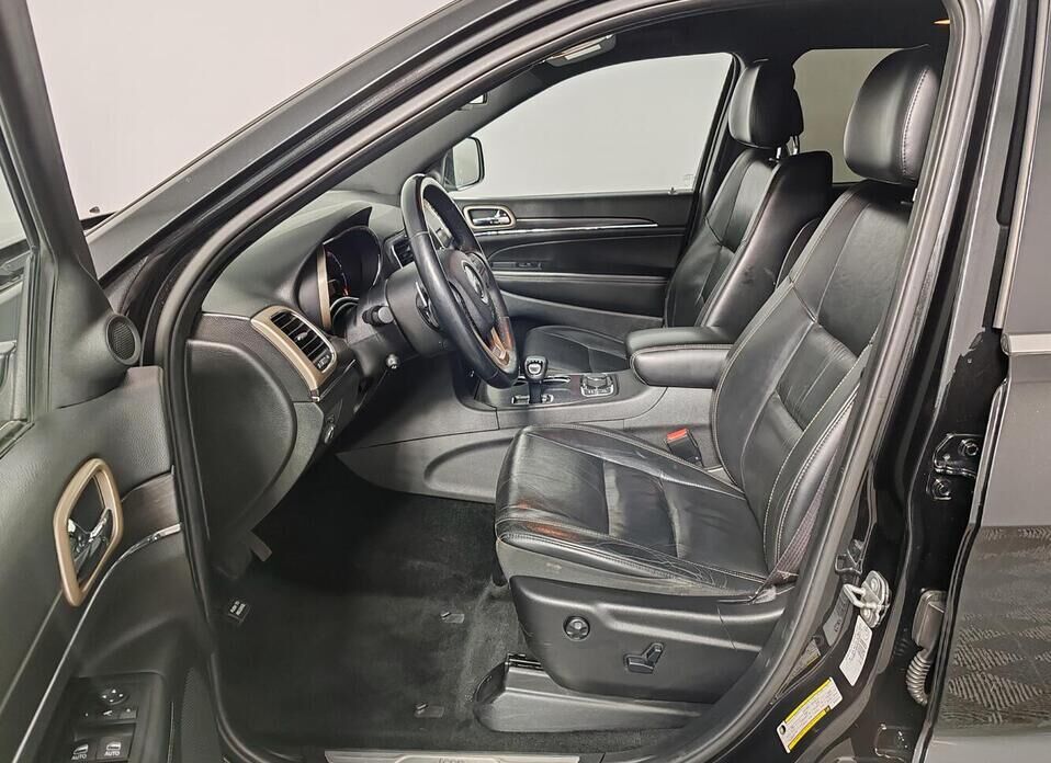 Jeep Grand Cherokee, IV (WK2) Рестайлинг 3.0d AT (243 л.с.) 4WD