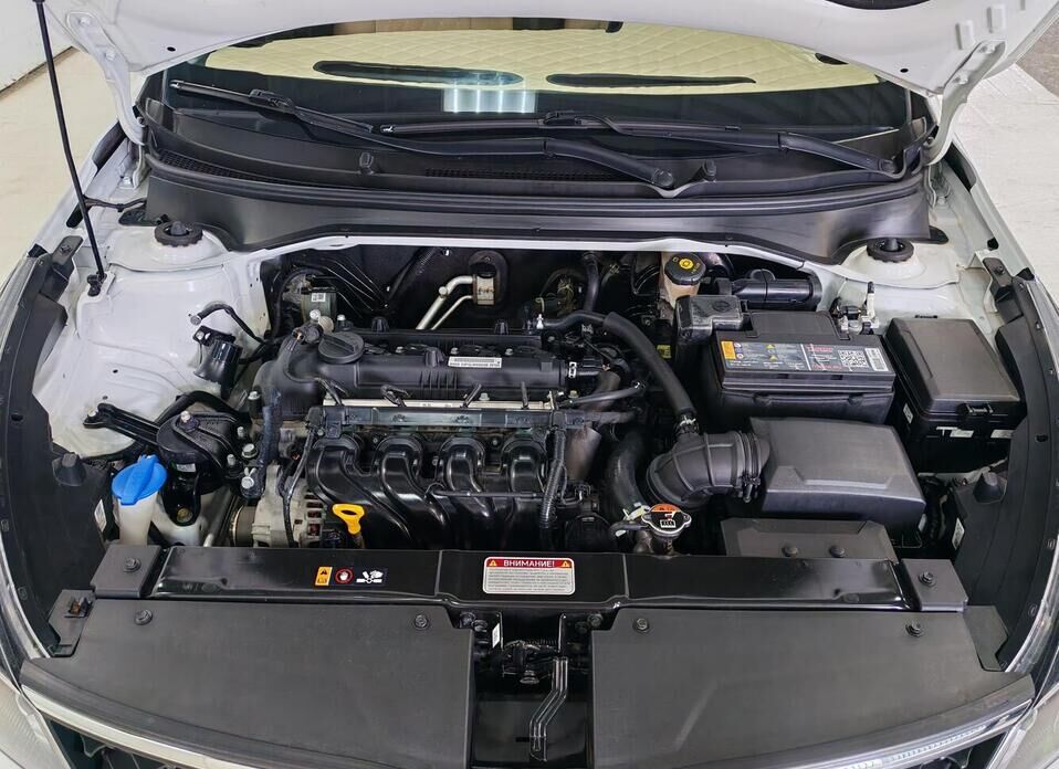 Kia Rio 1.6 AT (123 л.с.)