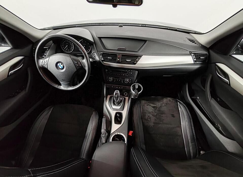 BMW X1, I (E84) Рестайлинг 20i 2.0 AT (184 л.с.) 4WD