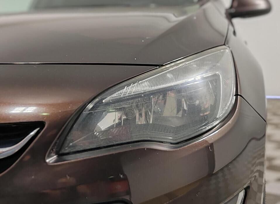 Opel Astra 1.6 MT (115 л.с.)