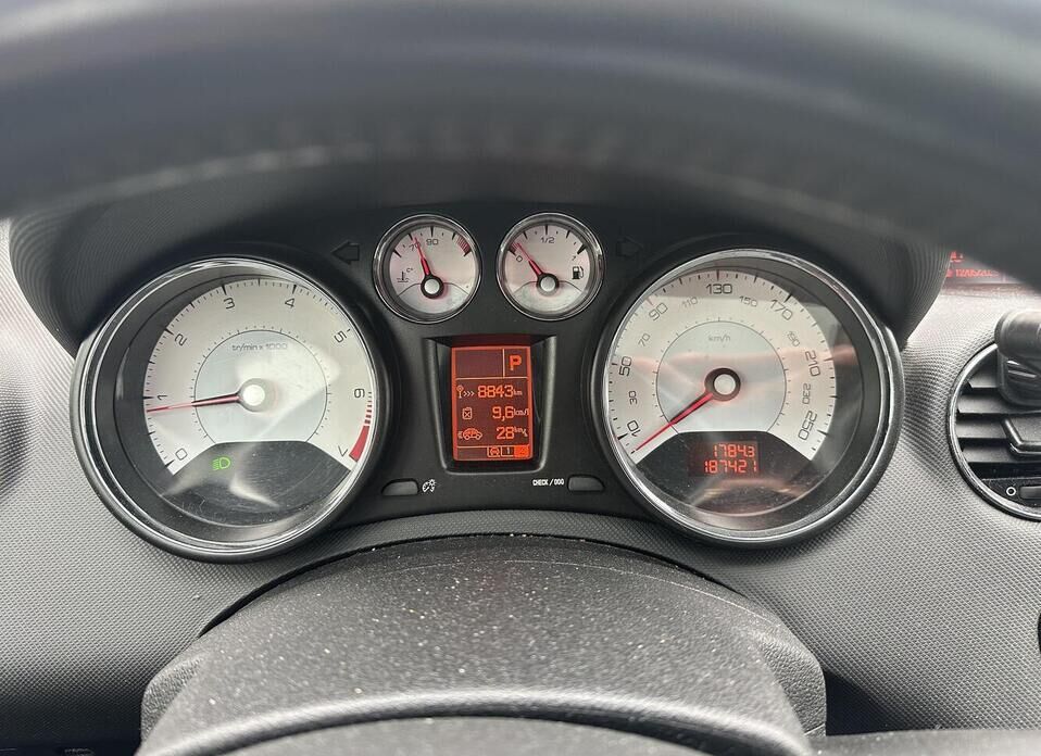 Peugeot 308, I Рестайлинг 1.6 AT (120 л.с.)