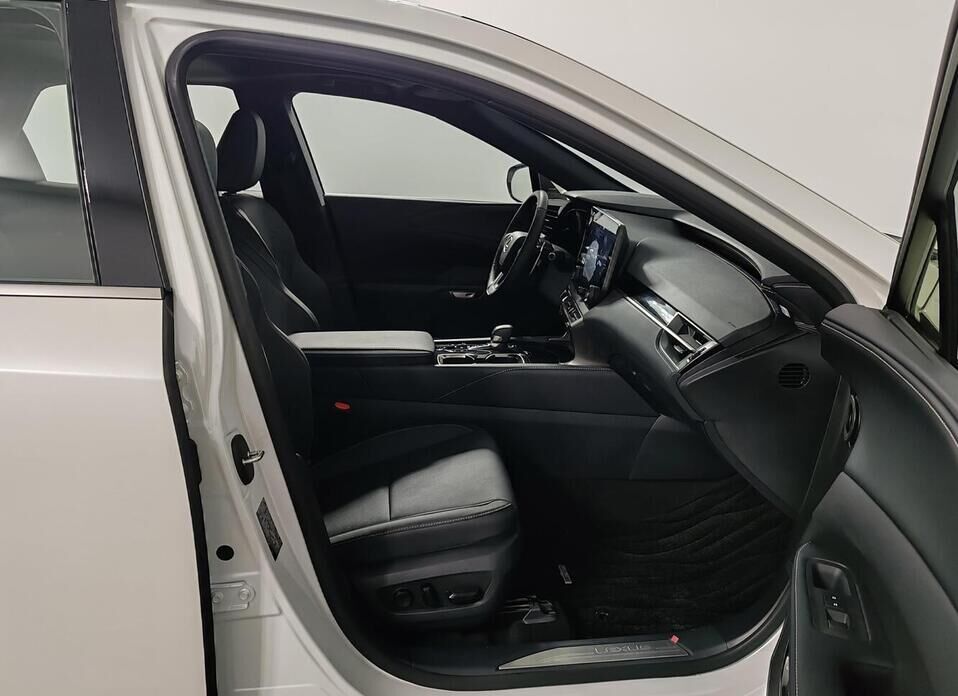 Lexus RX, V 300 2.0 AT (248 л.с.) 4WD