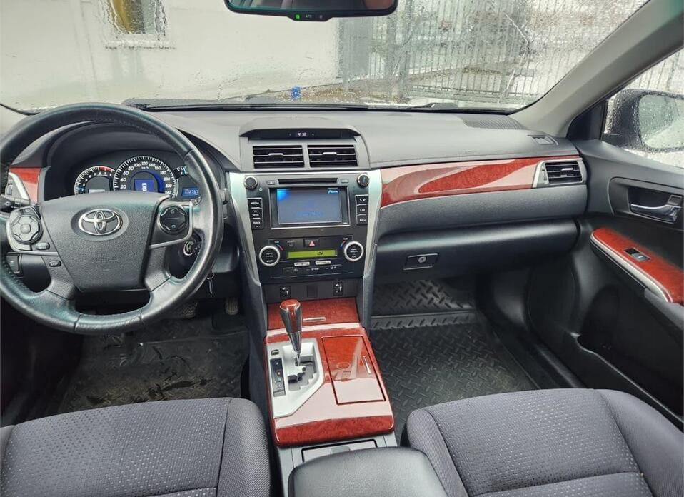 Toyota Camry, VII (XV50) 2.5 AT (181 л.с.)
