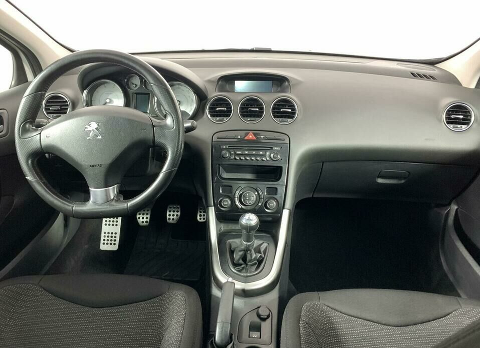 Peugeot 308 1.6 MT (120 л.с.)