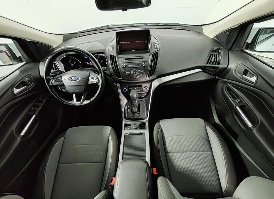 Ford Kuga 2.5 AT (150 л.с.)