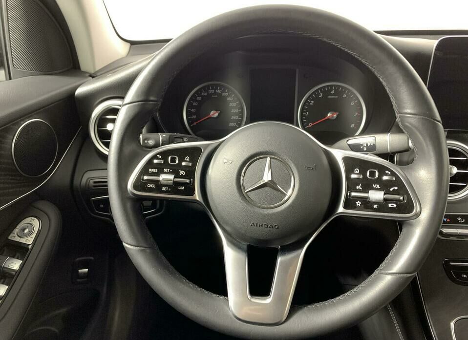 Mercedes-Benz GLC 200 2.0 AT (197 л.с.) 4WD