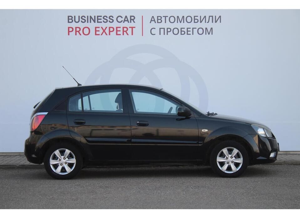 Kia Rio 1.4 AT (95 л.с.)