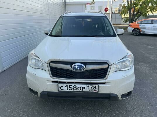 Subaru Forester, 2015 г., 392 444 км