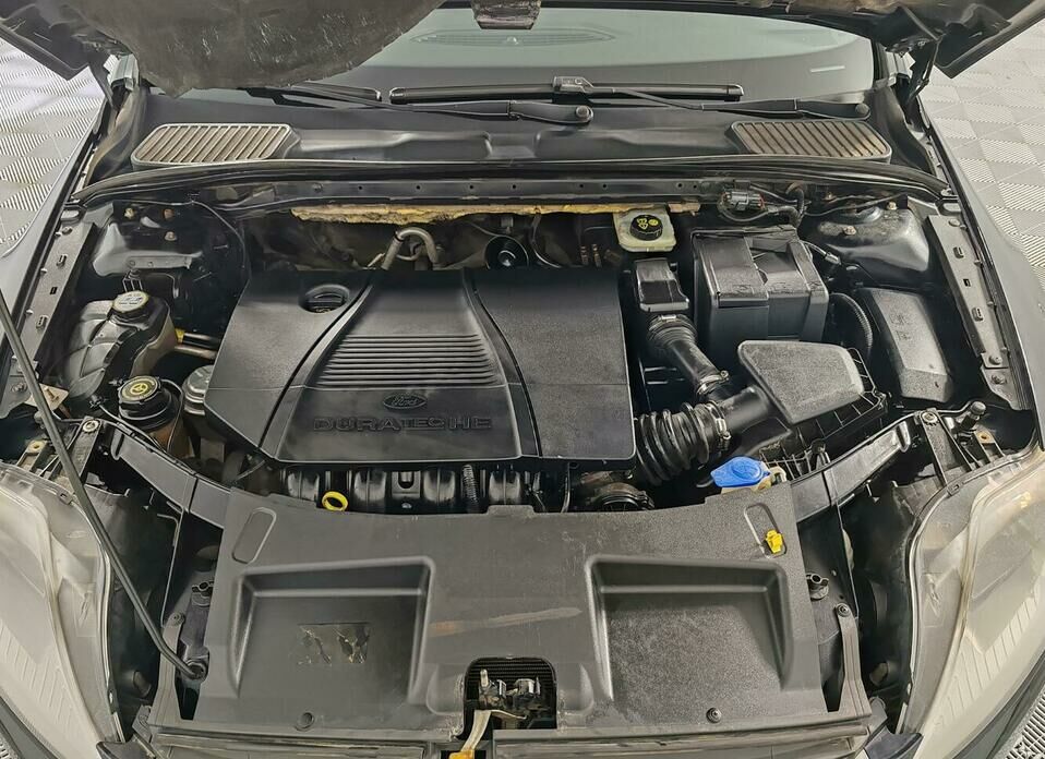 Ford Mondeo 2.0 MT (145 л.с.)