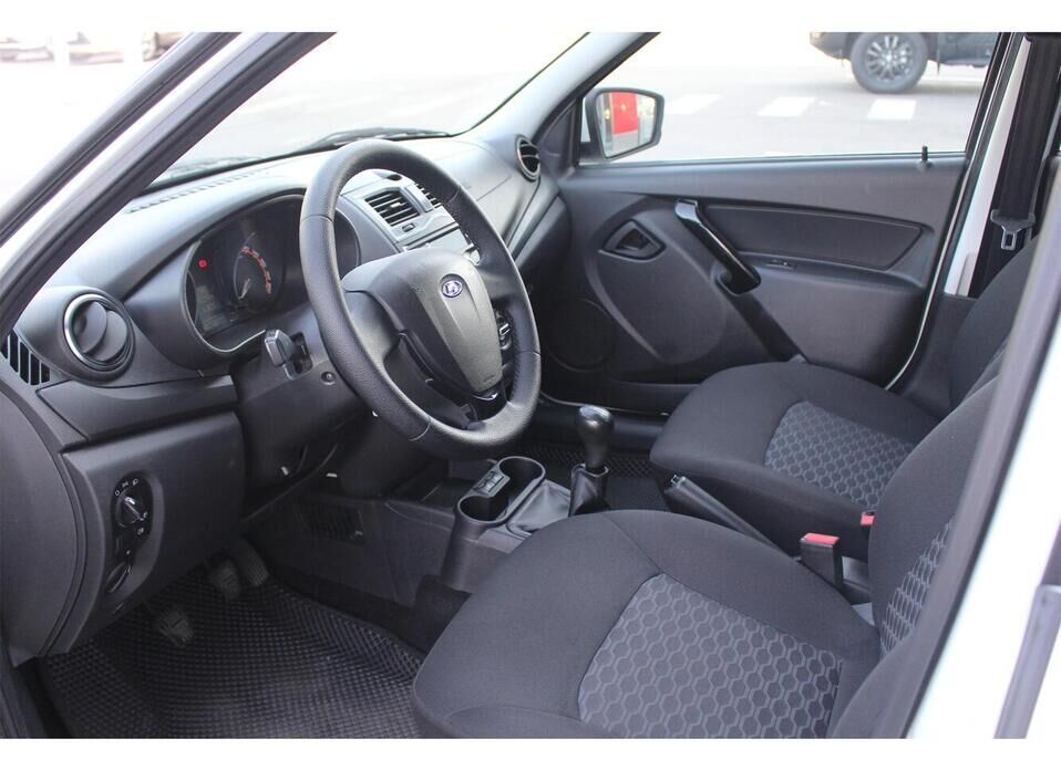 LADA (ВАЗ) Granta 1.6 MT (106 л.с.)