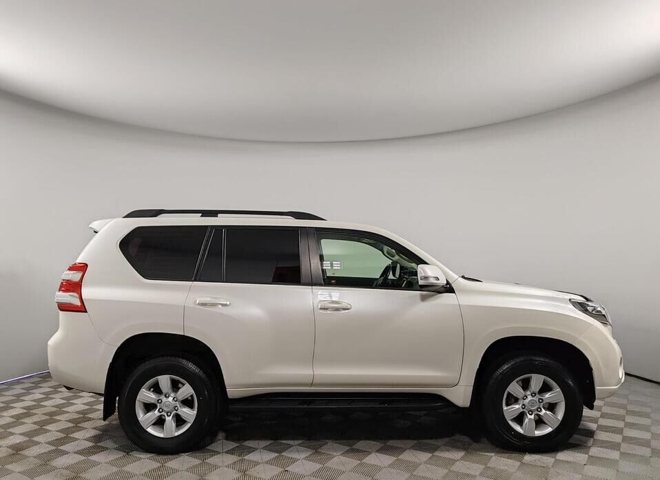 Toyota Land Cruiser Prado 2.8d AT (200 л.с.) 4WD