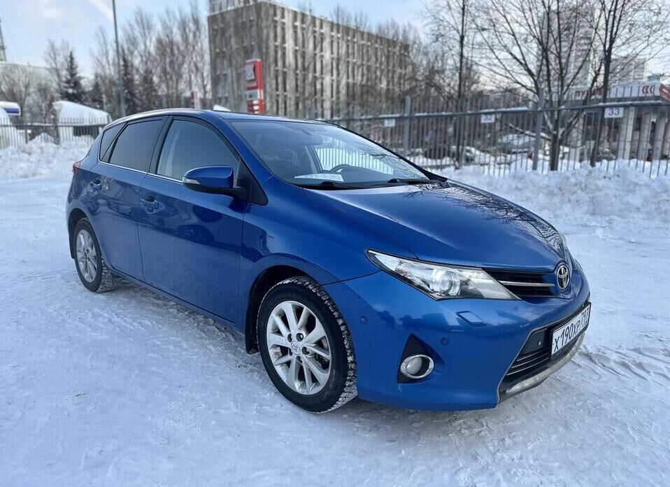 Toyota Auris, II 1.6 CVT (132 л.с.)