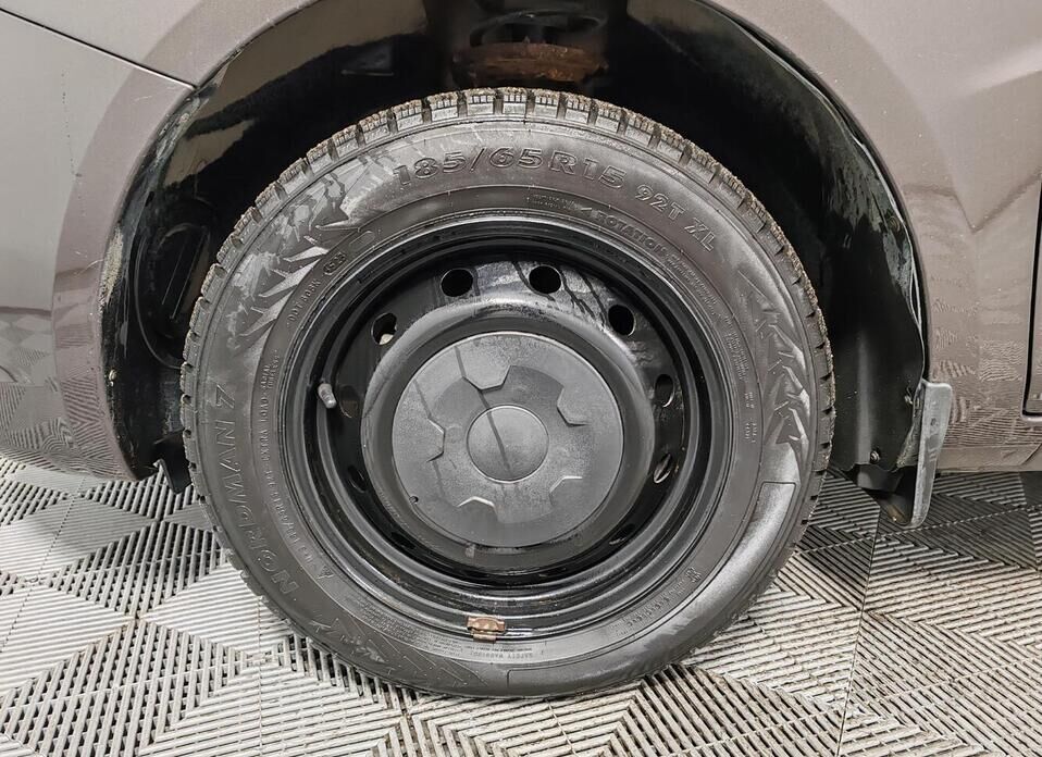 LADA (ВАЗ) Vesta, I 1.6 MT (106 л.с.)