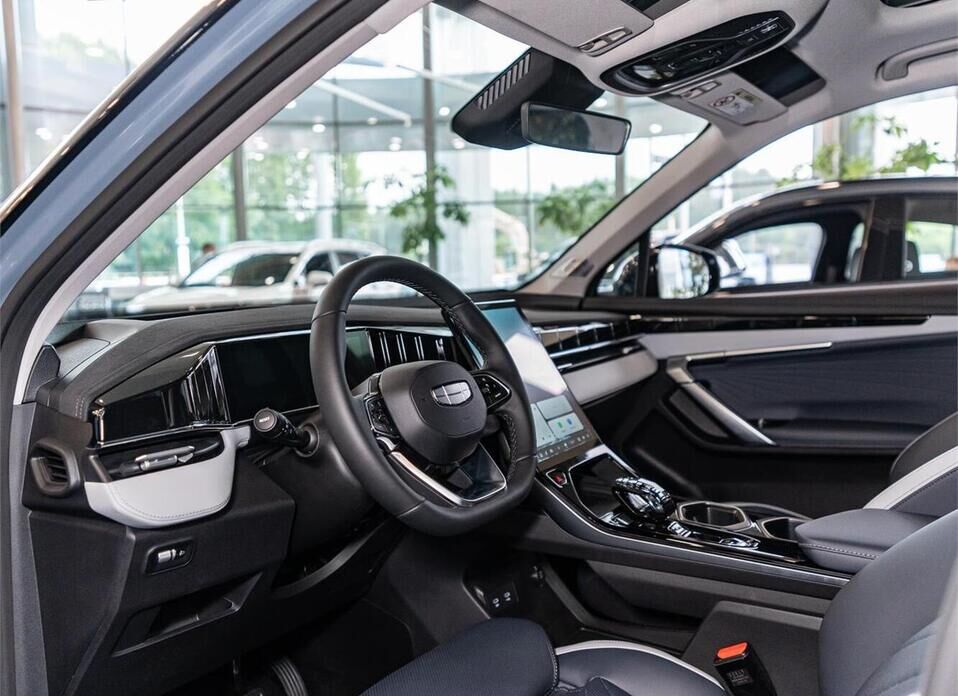 Geely Atlas 2.0 AT (200 л.с.) 4WD
