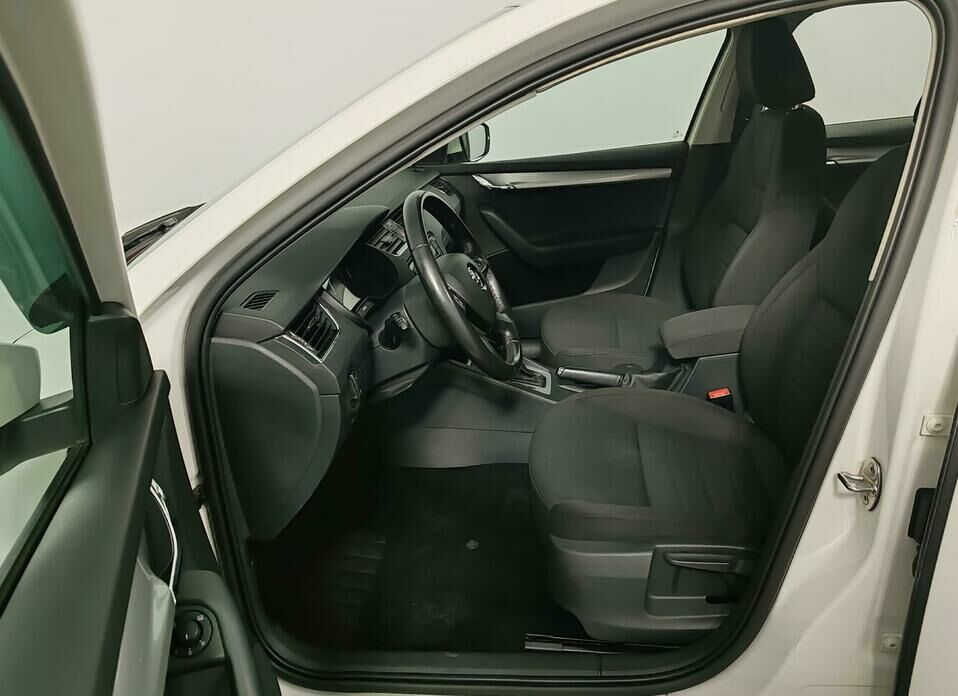 Skoda Octavia 1.4 AMT (140 л.с.)