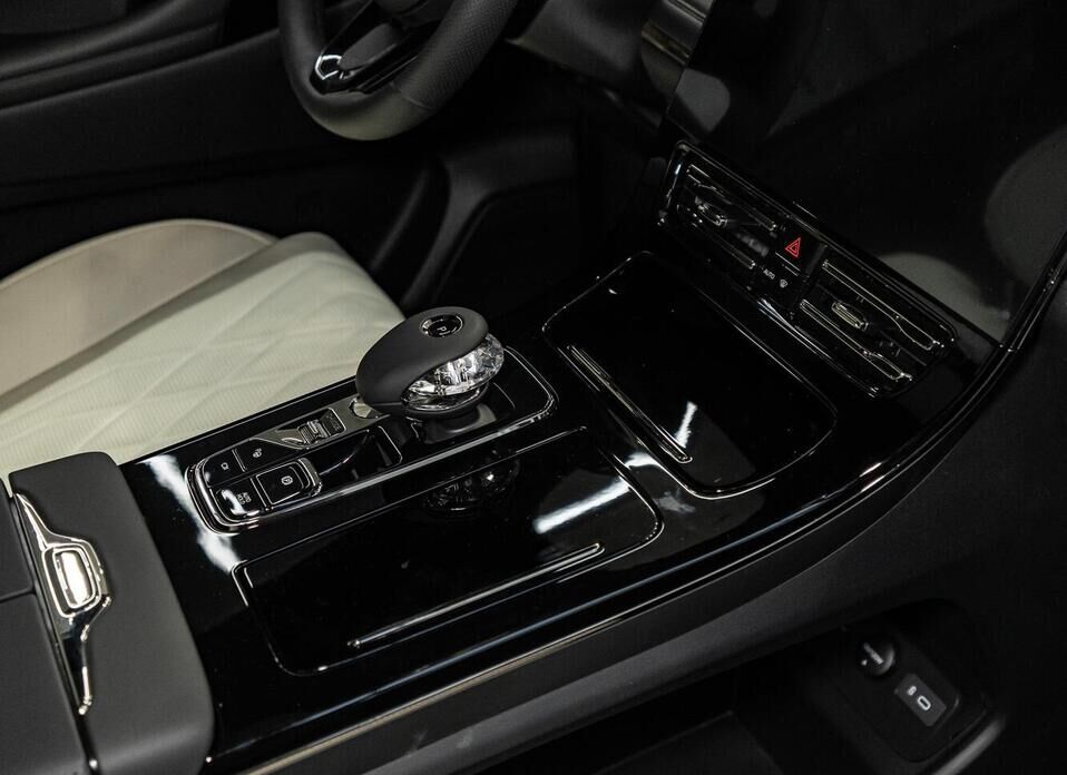 GAC M8 2.0 AT (231 л.с.)