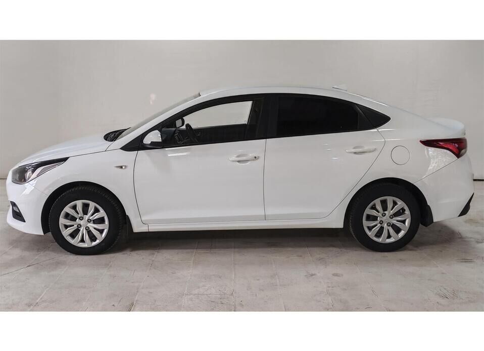 Hyundai Solaris, II 1.6 AT (123 л.с.)