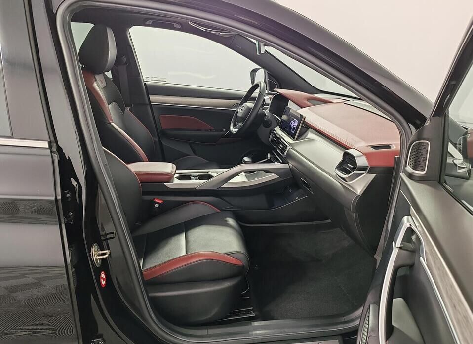 Geely Coolray, I Рестайлинг 1.5 AMT (147 л.с.)