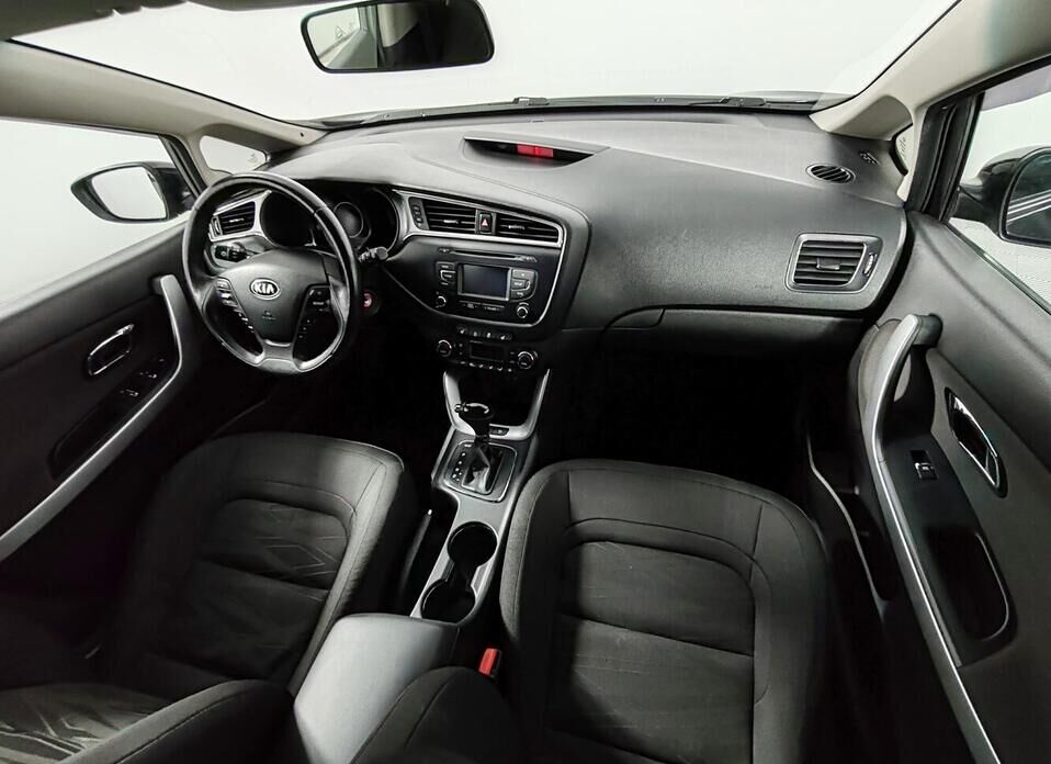 Kia Ceed, II Рестайлинг 1.6 AT (130 л.с.)