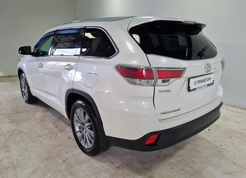 Toyota Highlander 3.5 AT (249 л.с.) 4WD