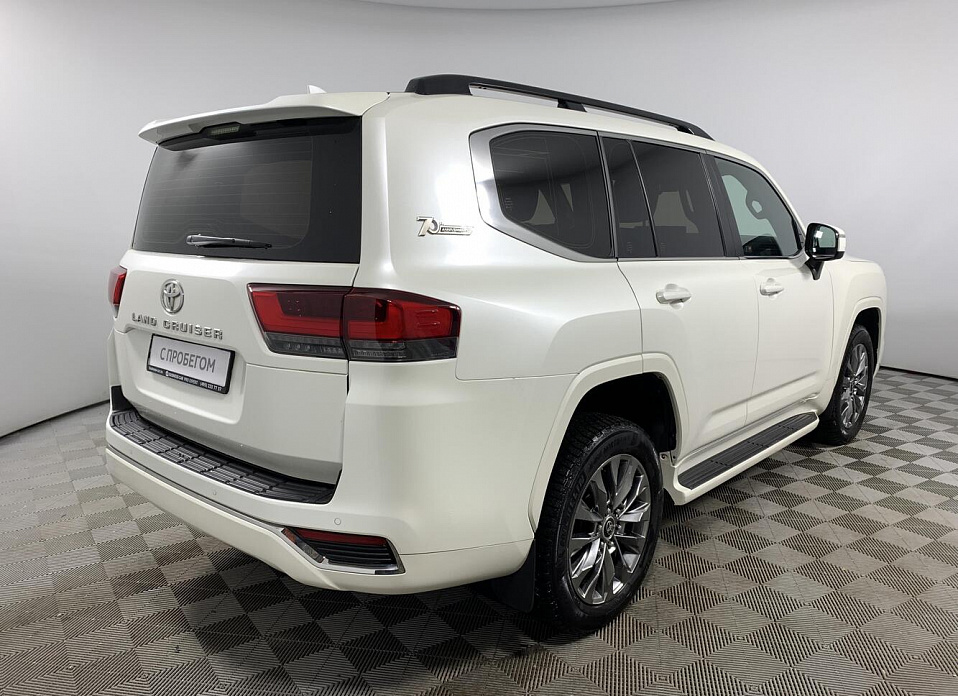 Toyota Land Cruiser, 300 Series 3.5 AT (415 л.с.) 4WD