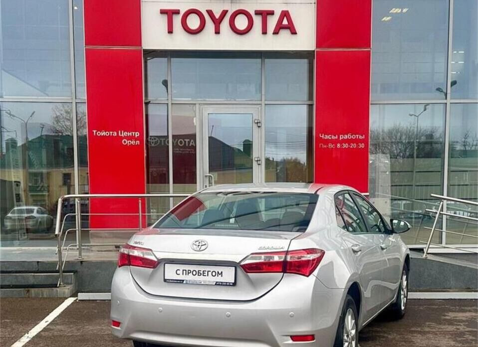 Toyota Corolla, XI (E160, E170, E180) 1.6 CVT (122 л.с.)