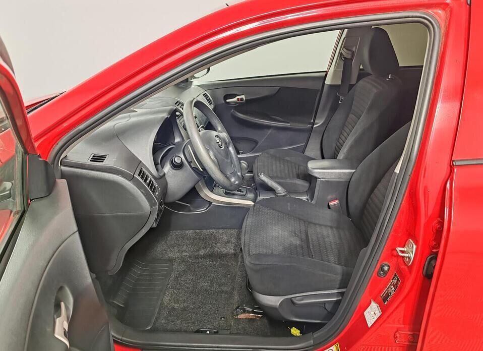 Toyota Corolla, X (E140, E150) 1.6 AT (124 л.с.)