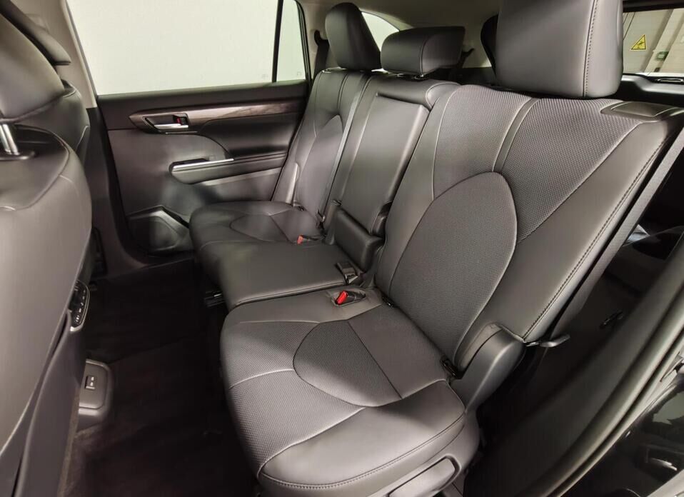 Toyota Highlander, IV (U70) 2.0 AT (248 л.с.) 4WD