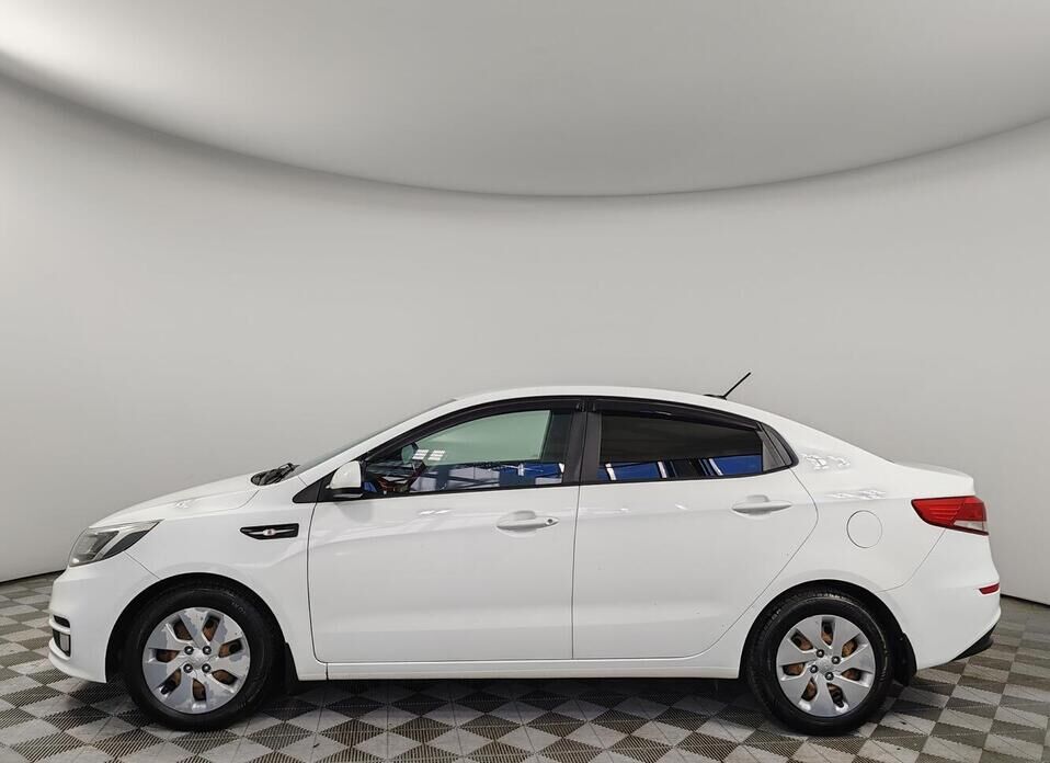 Kia Rio, III Рестайлинг 1.6 MT (123 л.с.)
