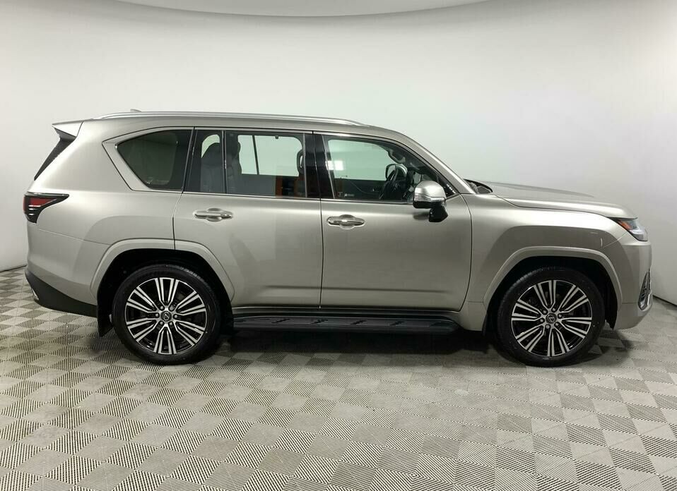 Lexus LX 600 3.5 AT (415 л.с.) 4WD