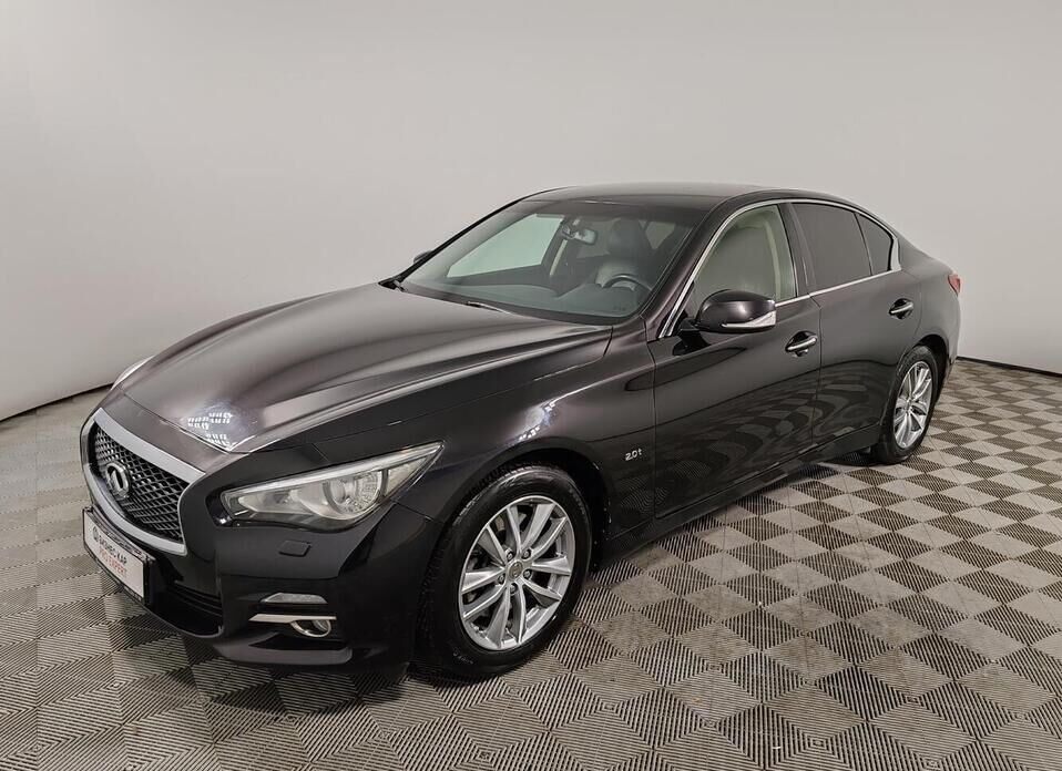 Infiniti Q50, I 2.0 AT (211 л.с.)
