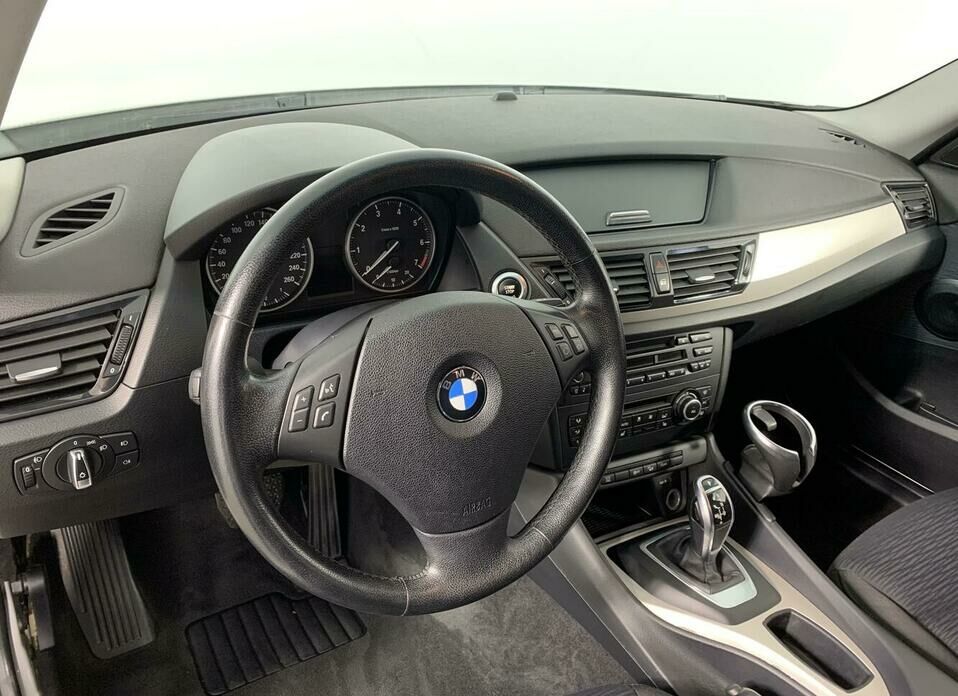 BMW X1 20i 2.0 AT (184 л.с.) 4WD