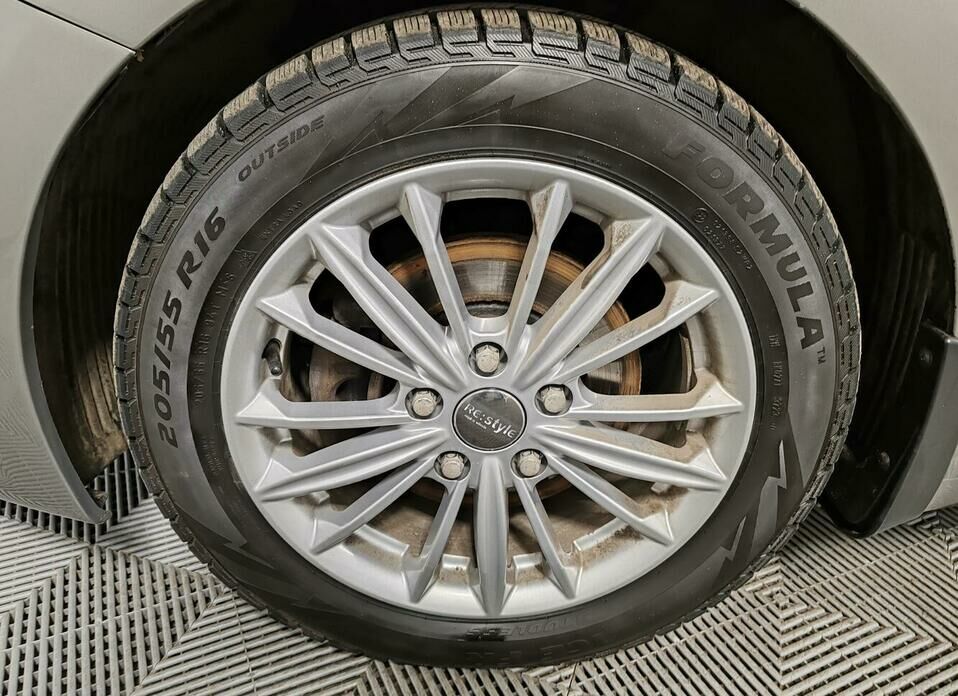 Kia Ceed 1.6 AT (130 л.с.)