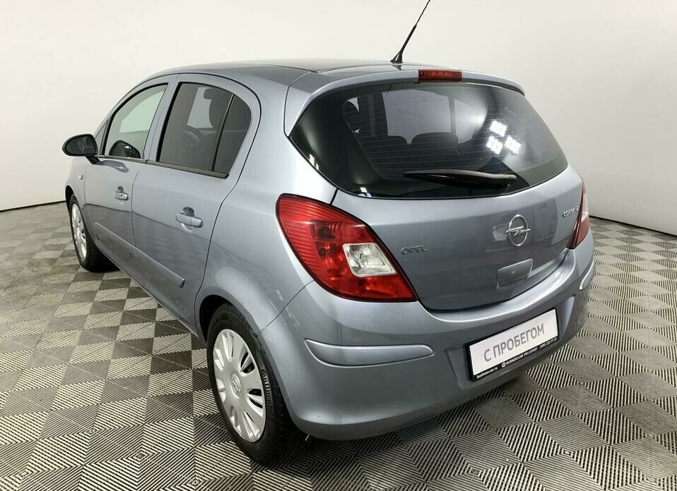 Opel Corsa 1.2 AMT (80 л.с.)