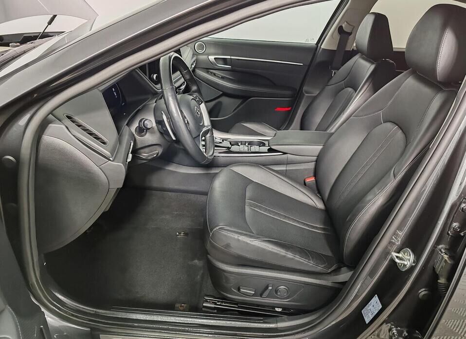 Hyundai Sonata, VIII (DN8) 2.0 AT (150 л.с.)
