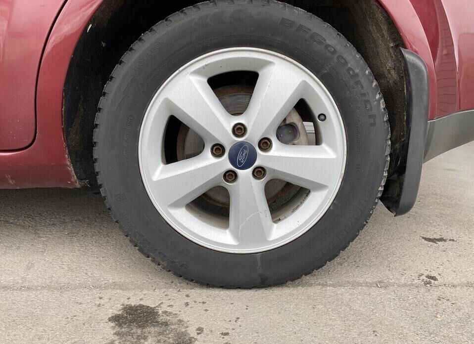 Ford Focus, II Рестайлинг 1.8 MT (125 л.с.)