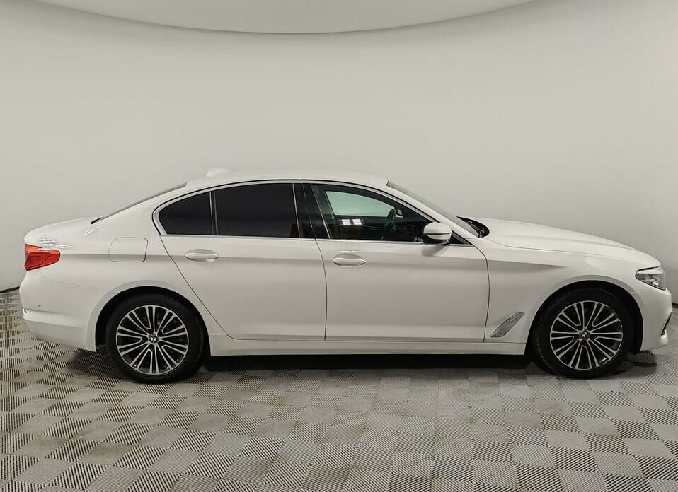 BMW 5 серии 518d 2.0d AT (150 л.с.)