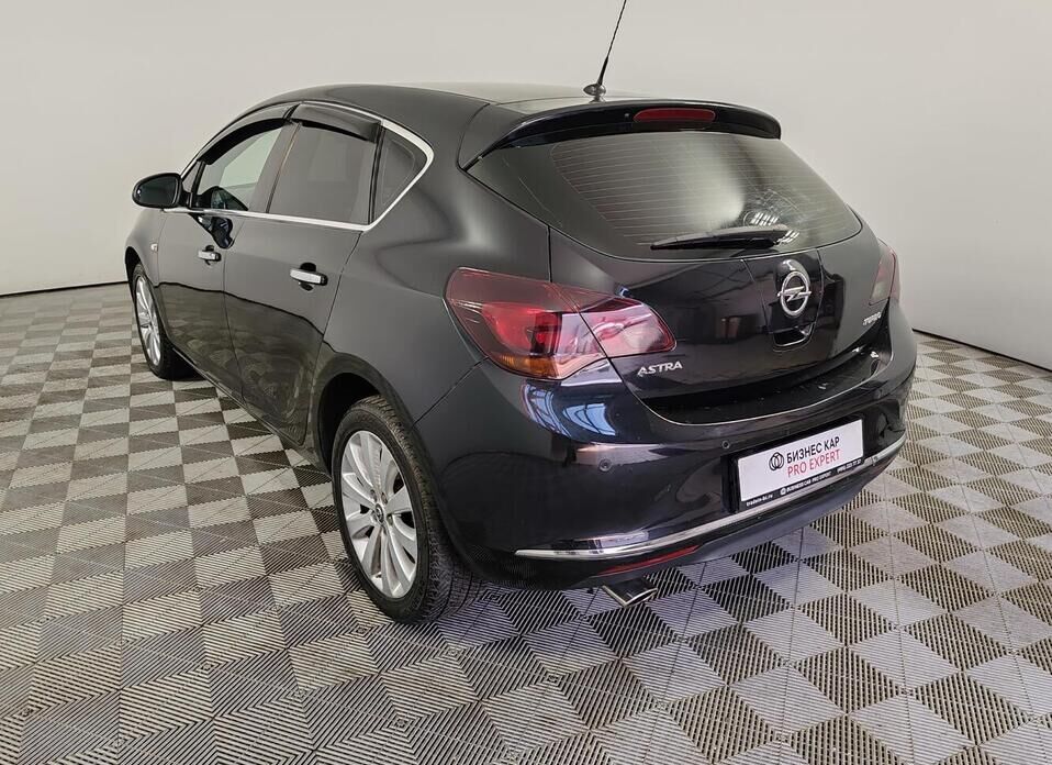 Opel Astra 1.4 AT (140 л.с.)