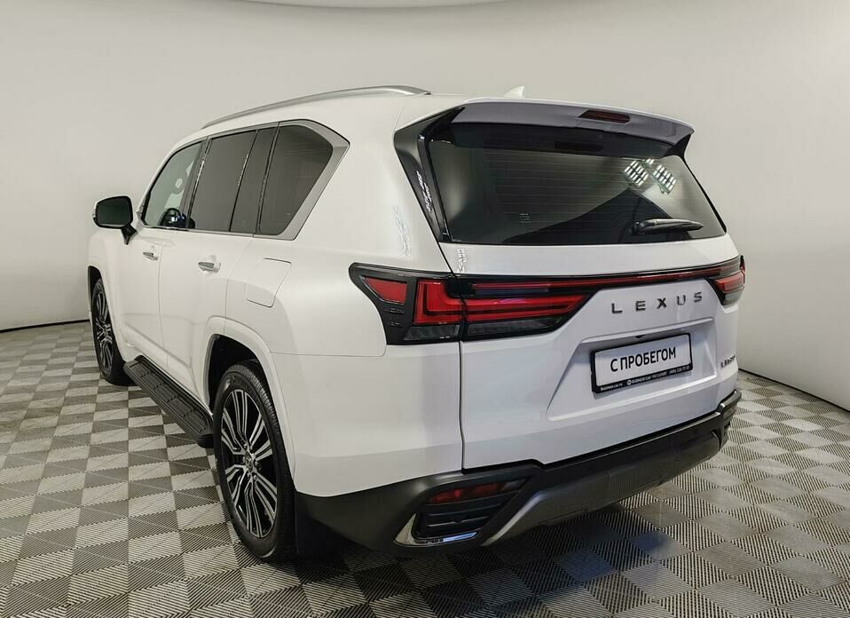 Lexus LX 600 3.5 AT (415 л.с.) 4WD