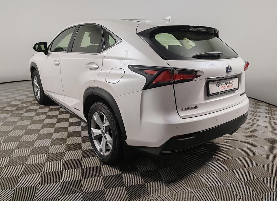Lexus NX, I 300h 2.5hyb CVT (155 л.с.) 4WD