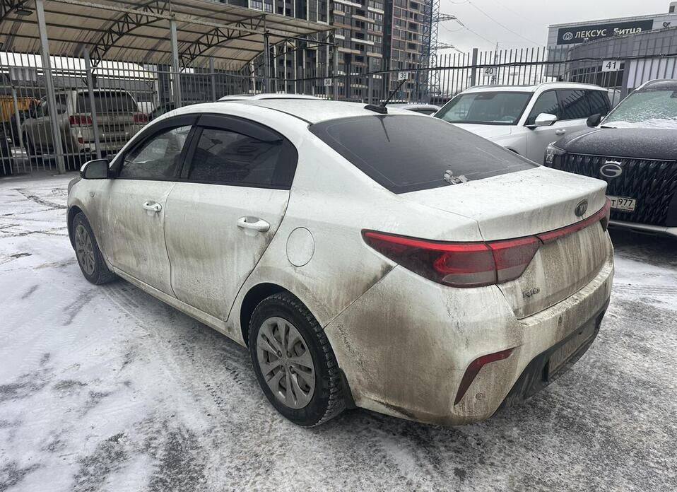 Kia Rio, IV 1.4 AT (100 л.с.)