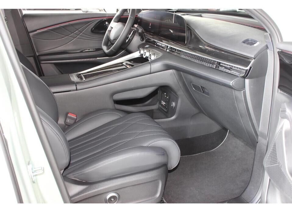 EXEED RX 2.0 AMT (197 л.с.) 4WD