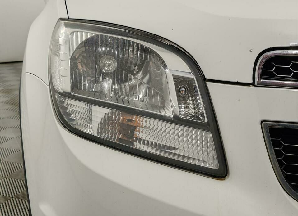 Chevrolet Orlando 1.8 AT (141 л.с.)