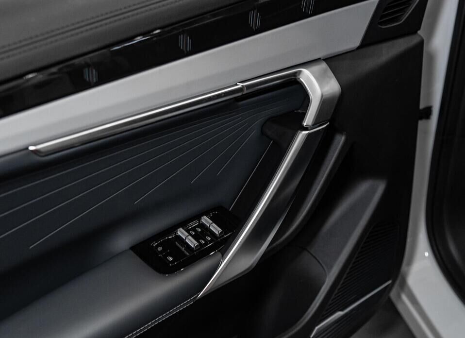 Geely Atlas, II 2.0 AT (200 л.с.) 4WD