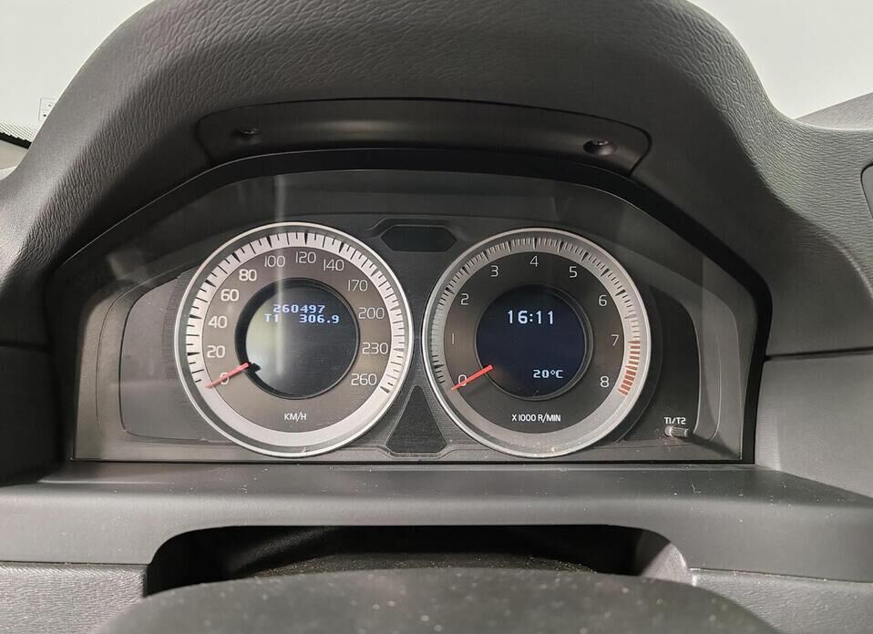 Volvo S80, II Рестайлинг 2.5 AT (231 л.с.)