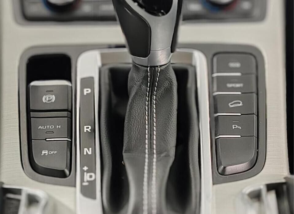 Geely Atlas, I 2.4 AT (149 л.с.) 4WD
