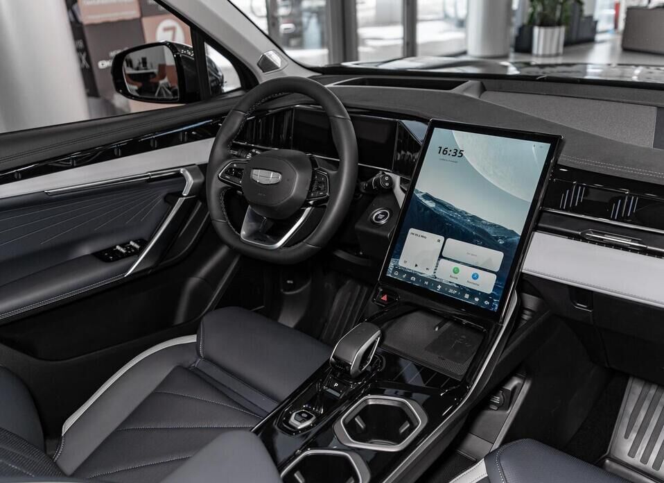 Geely Atlas, II 2.0 AT (200 л.с.) 4WD