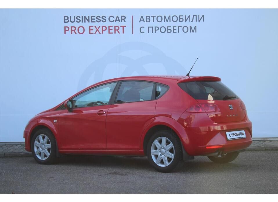 SEAT Leon, II Рестайлинг 2.0d AMT (140 л.с.)