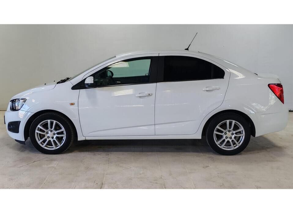 Chevrolet Aveo, II 1.6 AT (115 л.с.)